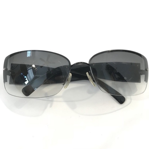 Authentic CHANEL Womens Sunglasses - Picture 2 of 8